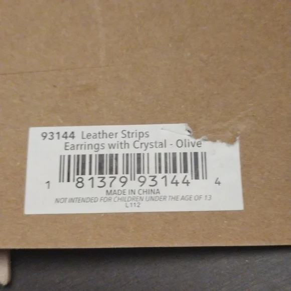 Tri Color Leather Earrings- Amanda Blue NWT - Picture 6 of 8